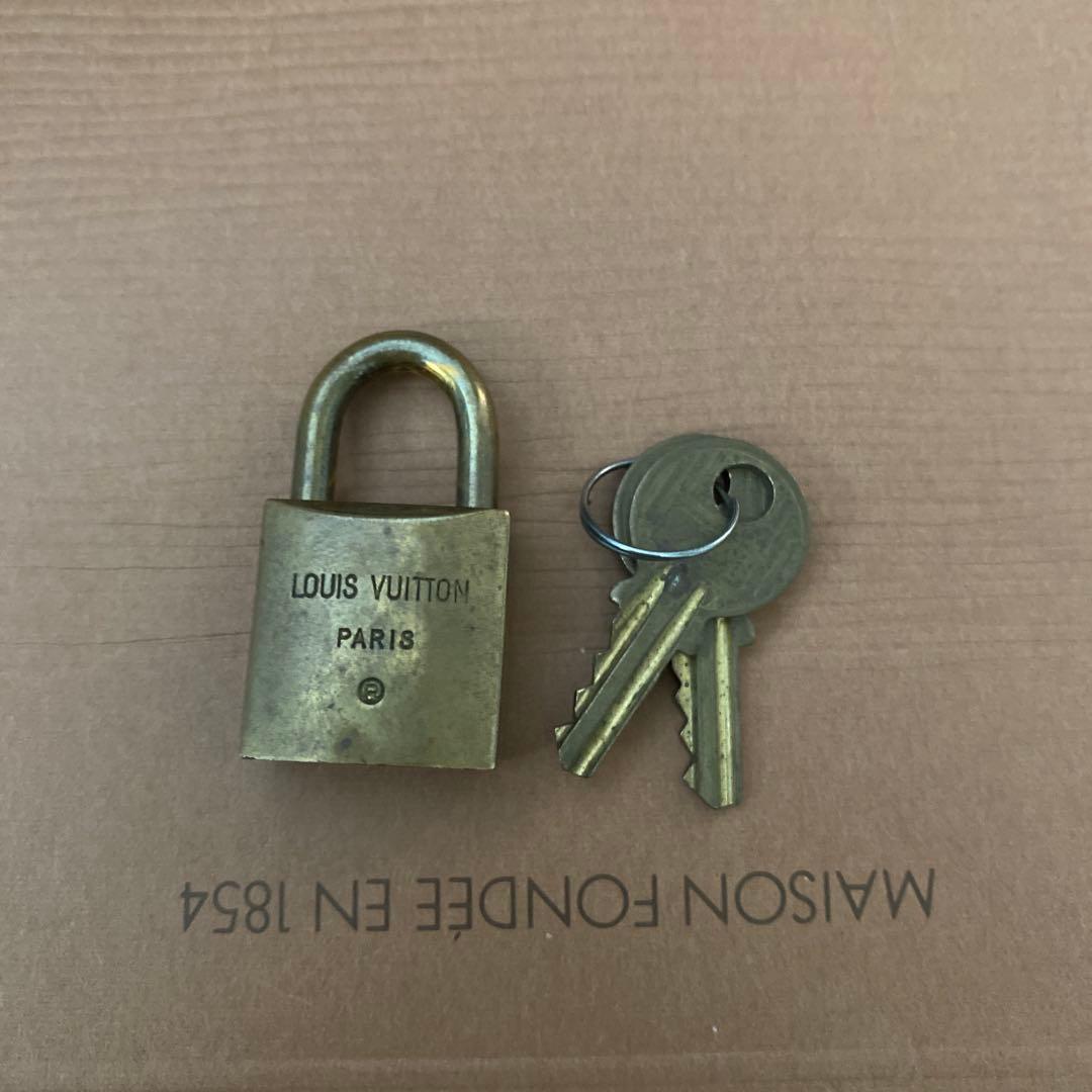 LOUIS VUITTON モノグラム ハンドバッグ　スピーディー25