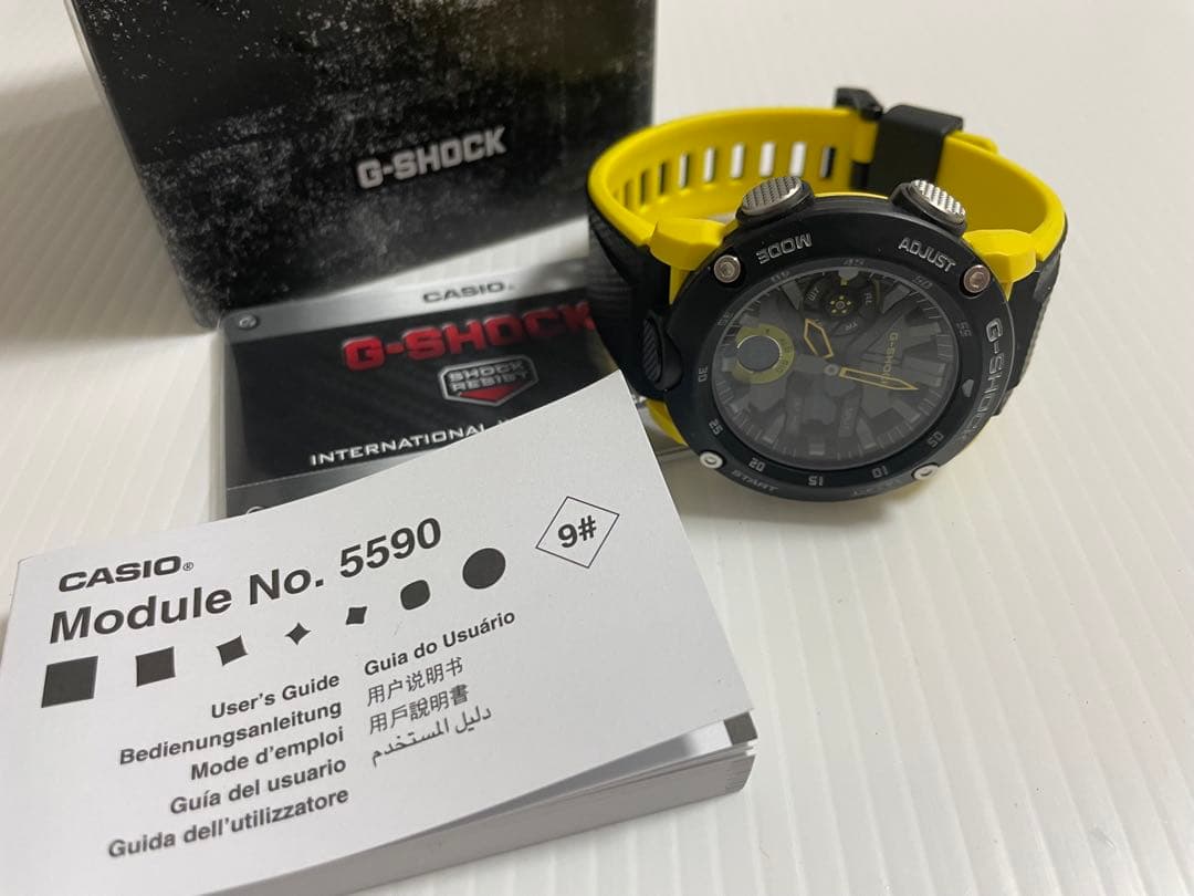 カシオ　腕時計 G-SHOCK ジーショック GA-2000-1A9 イエロー