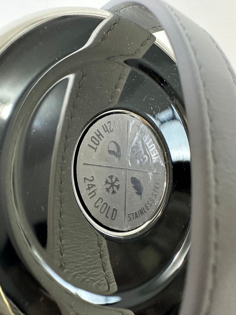 Dior Aqua ストラップボトル　タンブラー　ボトル　ホワイト　シルバー