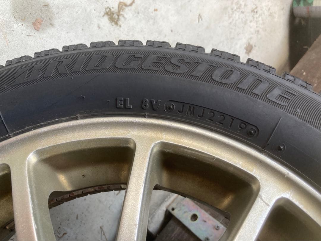 あんなさん専用②格安出品2019年バリ山ブリヂストンブリザックVRX 軽自動車