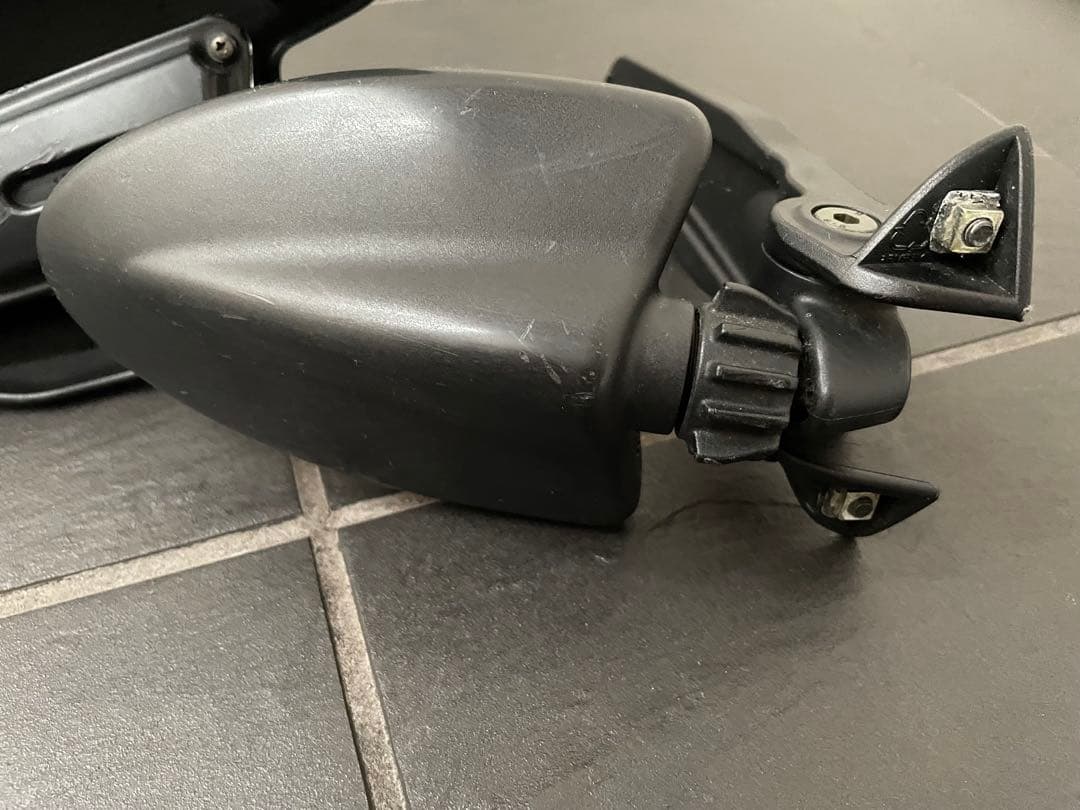 ドゥカティ ハイパーモタード1100S 純正ミラー 左右セット 片側破損あり