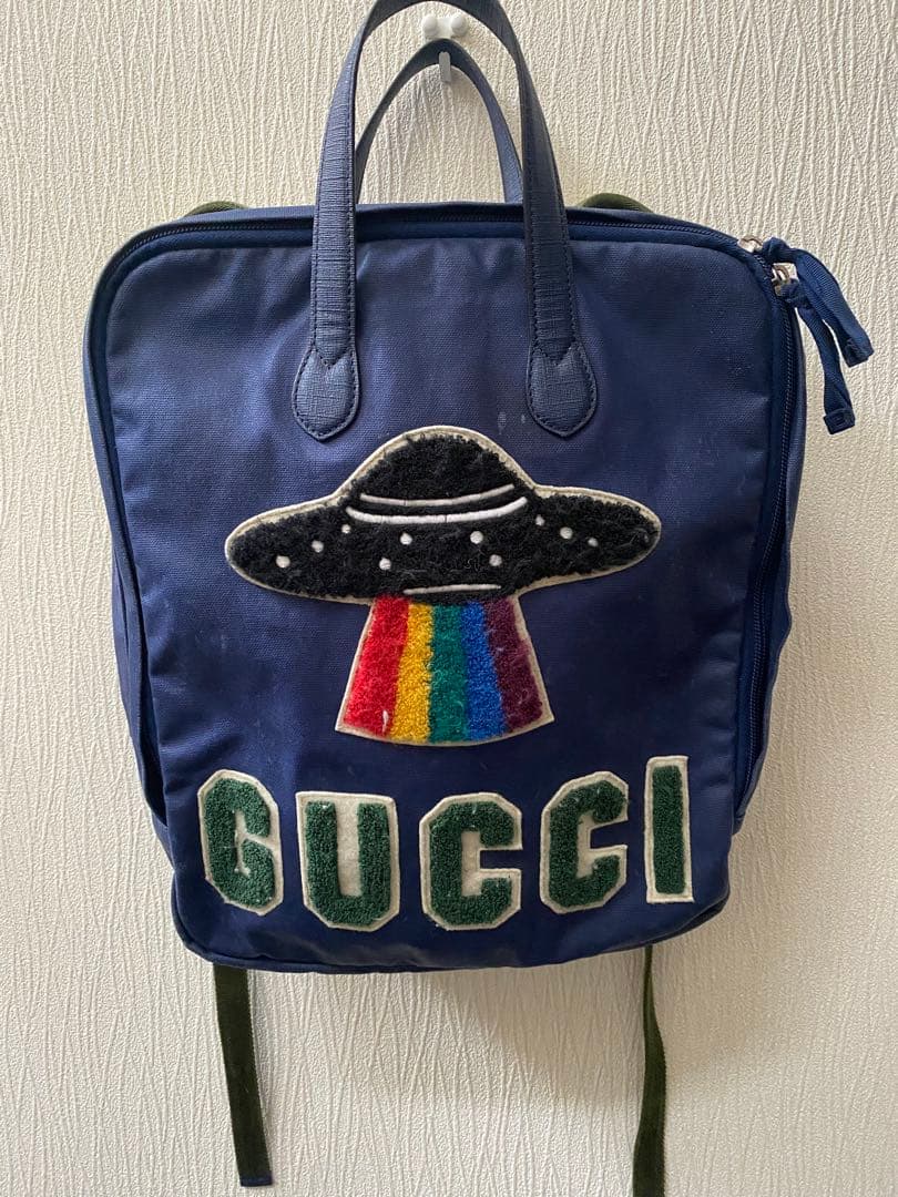 GUCCI ネイビー リュック UFO刺繍