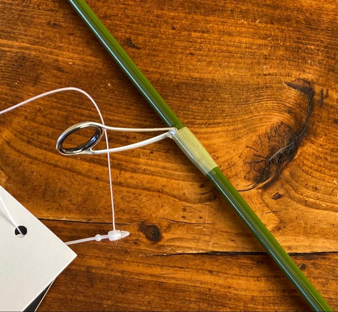 超軽量　カーボンロッド　トラウトロッド　長さ調節できるロッド　ウッドグリップ