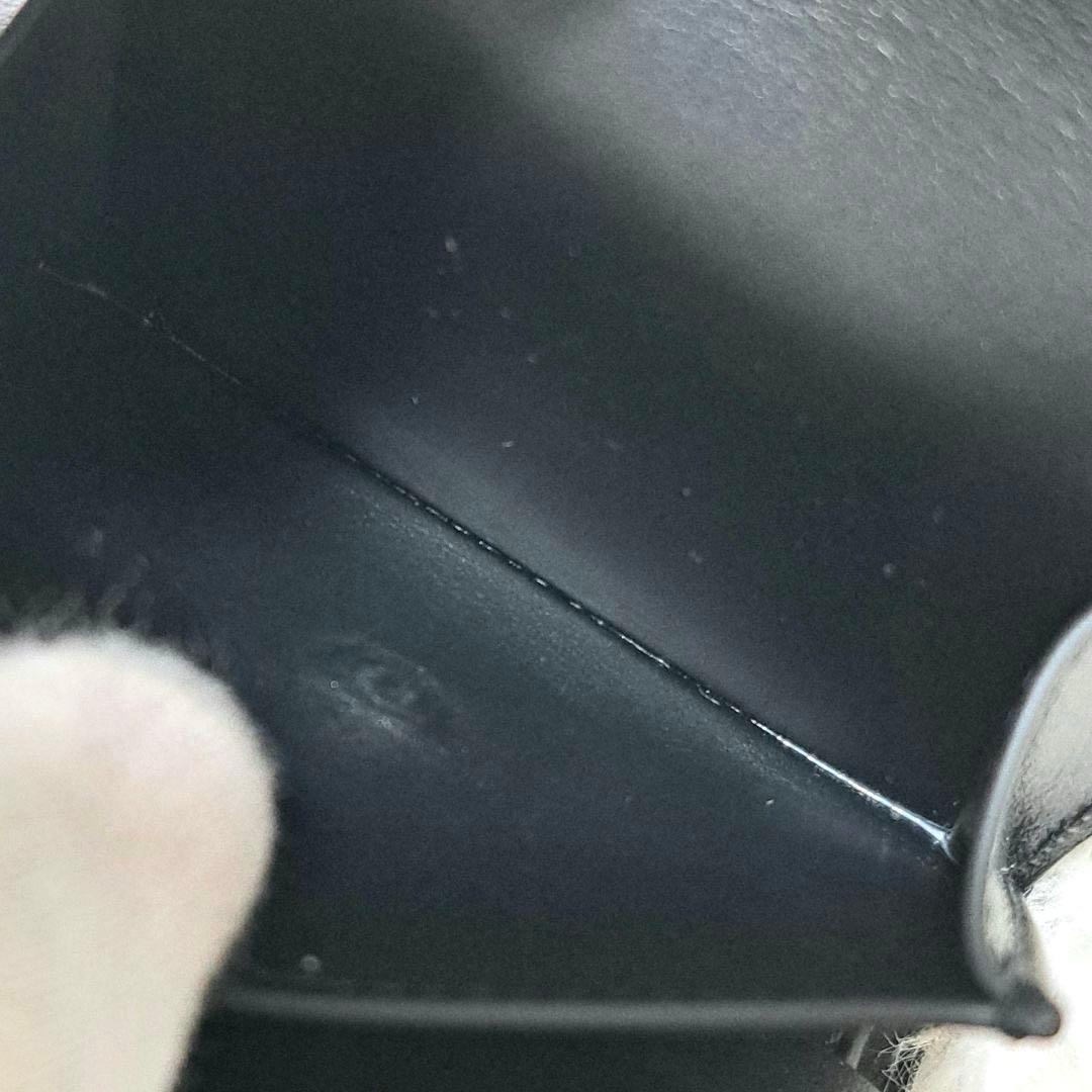 ✨新品同様　正規品✨セリーヌ　三つ折り　トリオンフ　シャイニーカーフレザー　黒