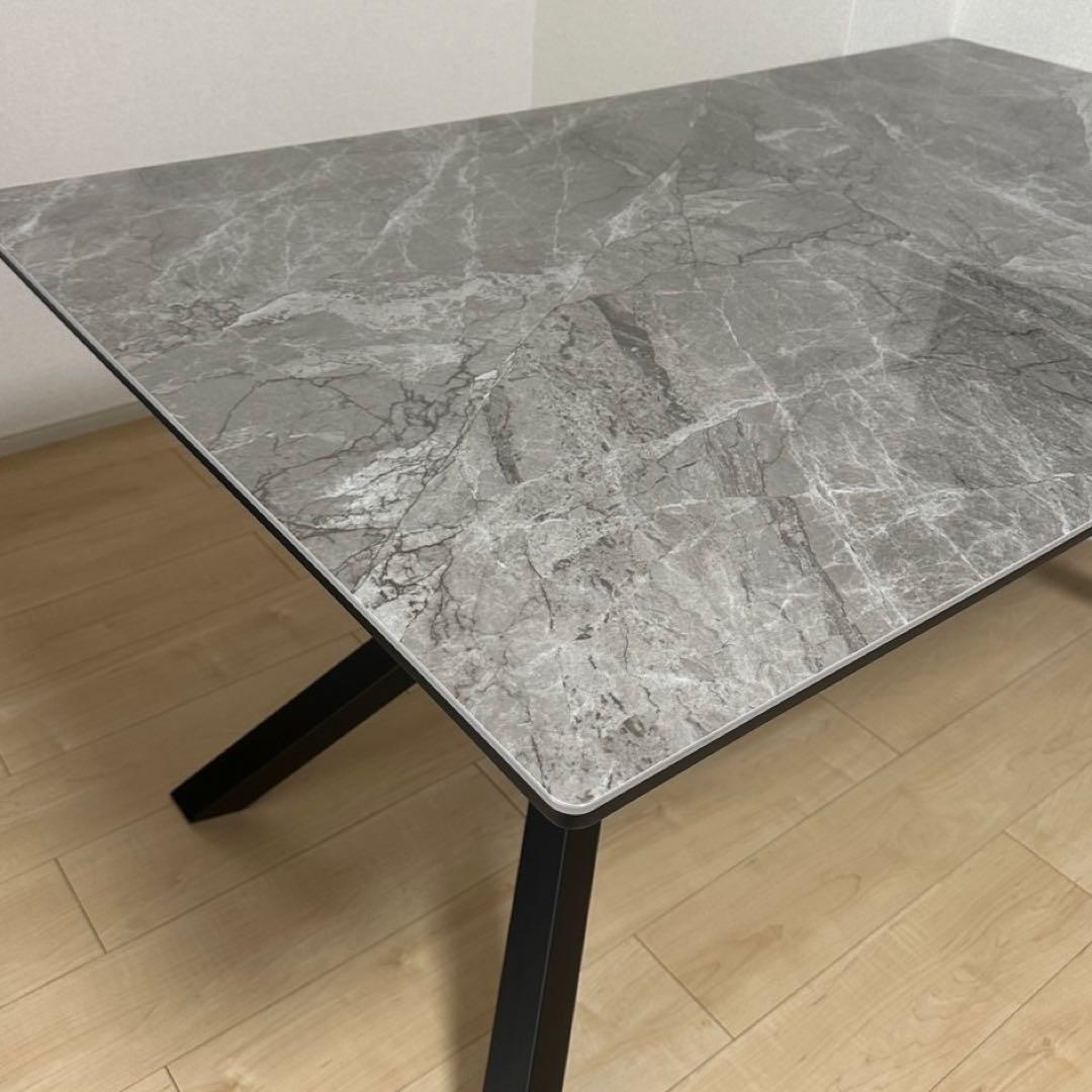 ニトリ セラミックダイニングテーブル(セーラル150BE/BKスチール脚)