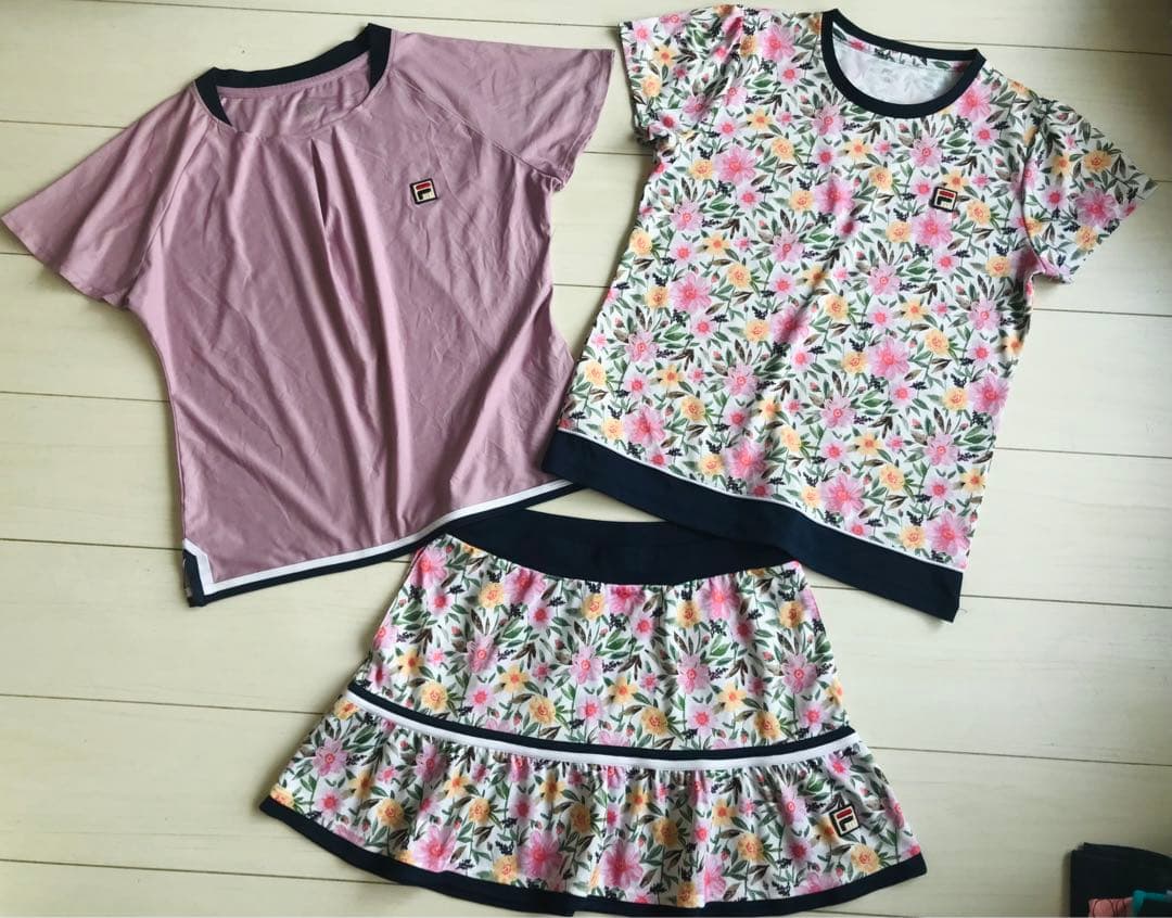 FILAフィラ＊フラワーモチーフの上下セットアップとダスティーピンクトップス3着