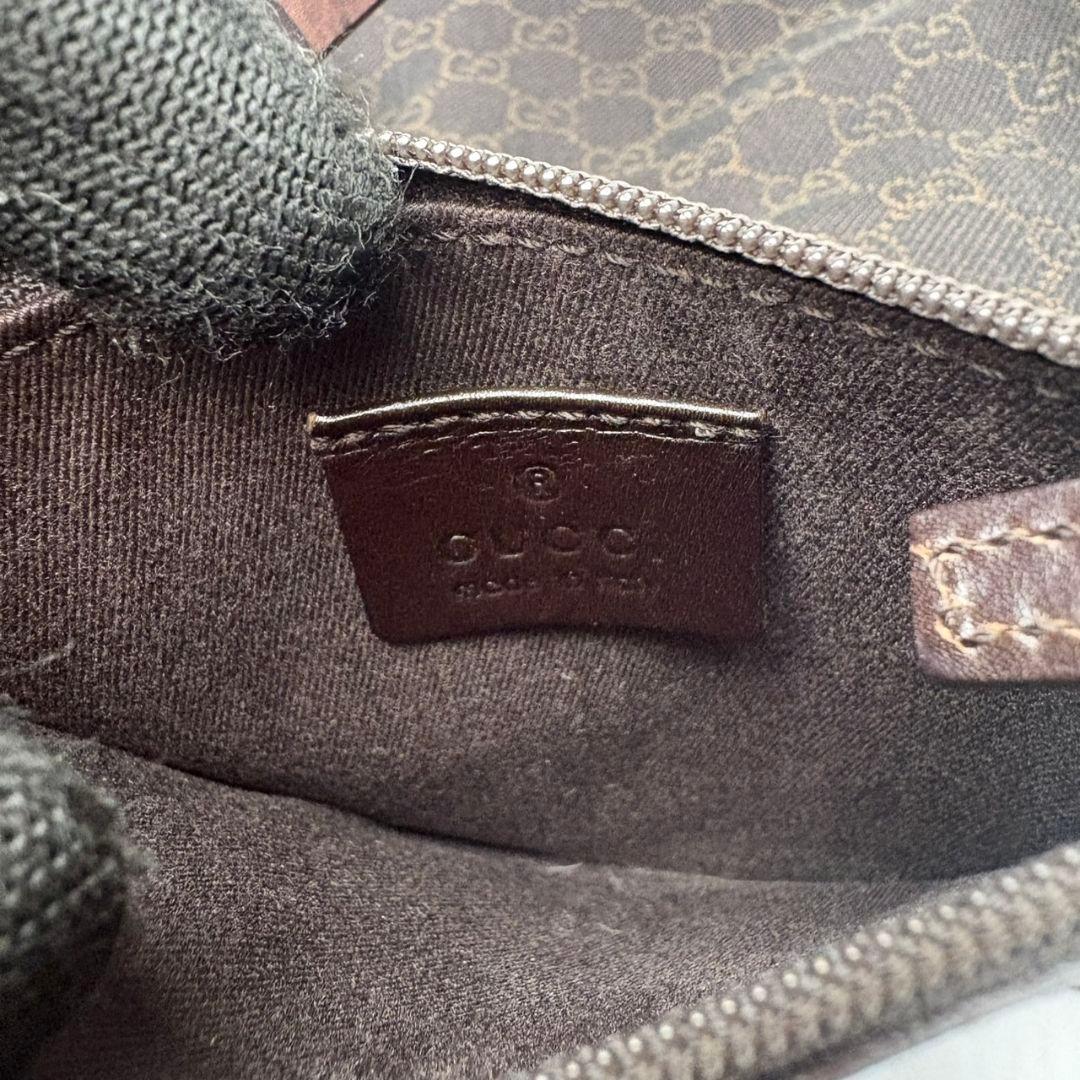 051 美品 GUCCI ハンドバッグ トートバッグ 肩掛け GG柄 n9