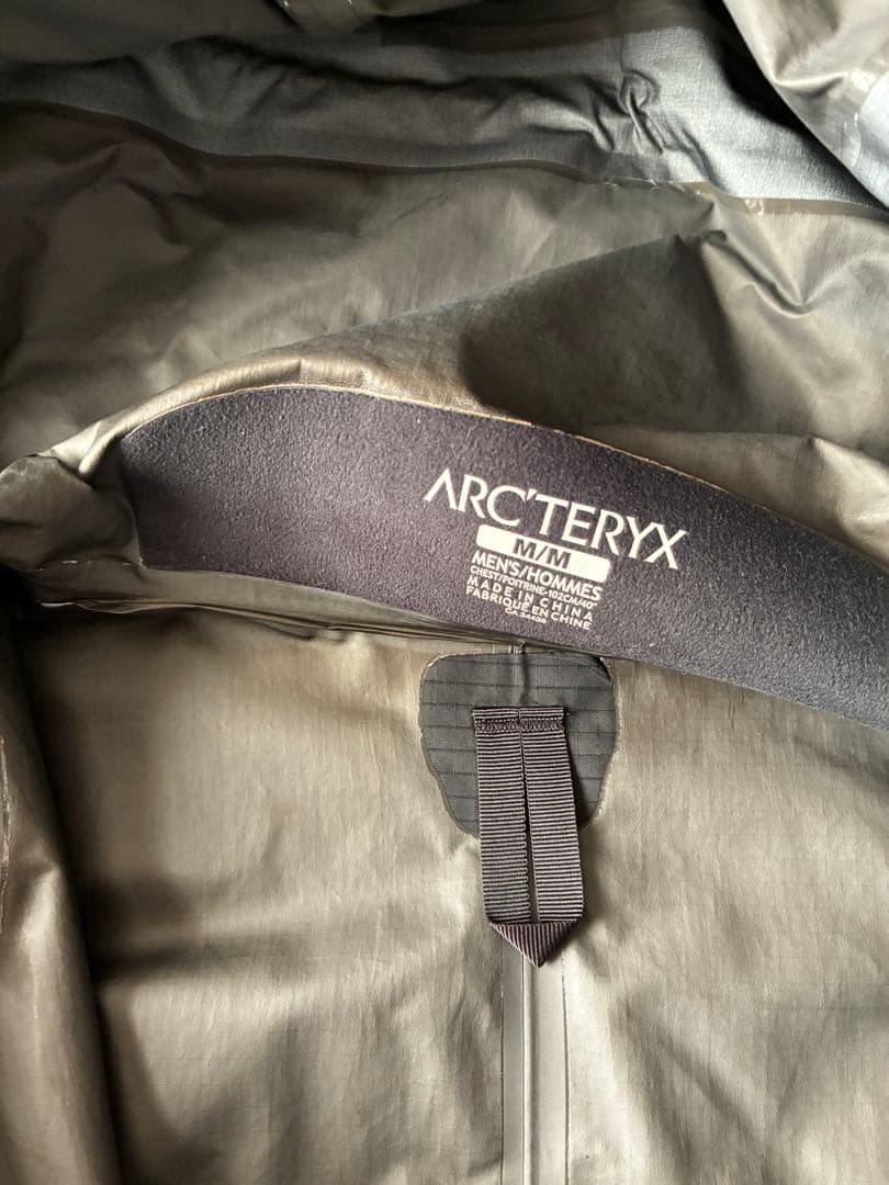 ジャケット・アウター ARC'TERYX BETA SL JACKET BLACK
