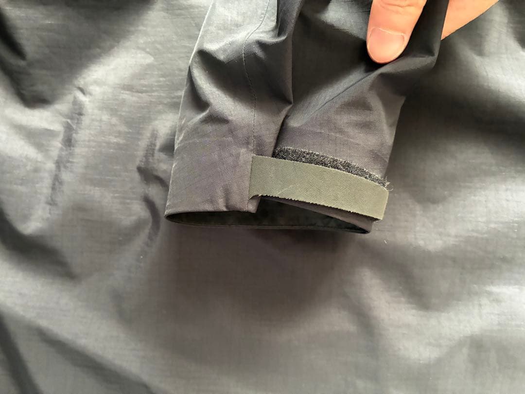 ジャケット・アウター ARC'TERYX BETA SL JACKET BLACK