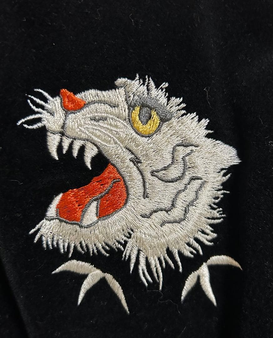 き*こ様 AVIREX スカジャン 白虎 別珍 スーベニア Ｌ