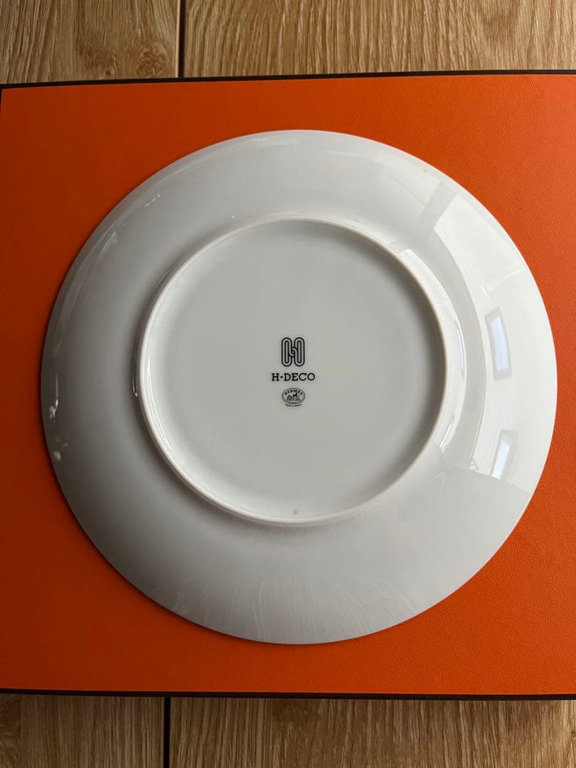 新品　未使用　エルメス　食器　皿　プレート　黒　アッシュデコ　ブランド