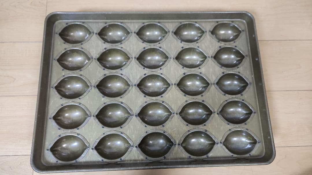 レモンケーキ型２５個取り　4枚