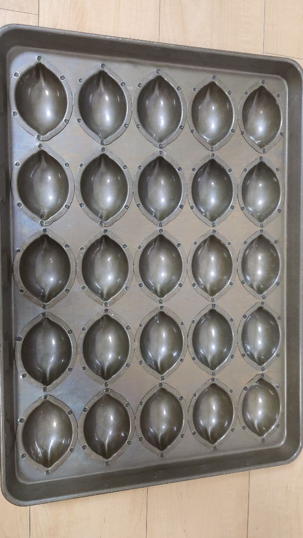 レモンケーキ型２５個取り　4枚