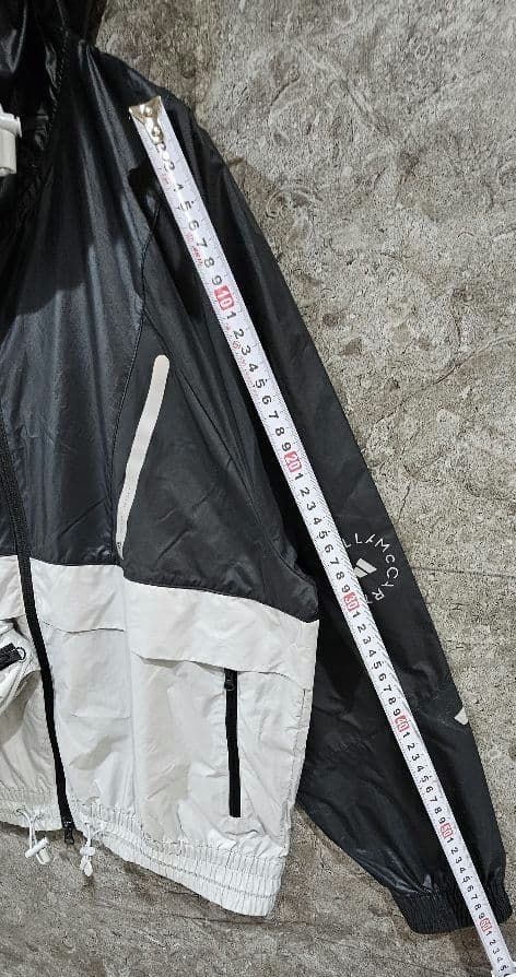 【未使用近】アディダス　ステラマッカートニー　ウエストポーチ付　パーカー 完売品