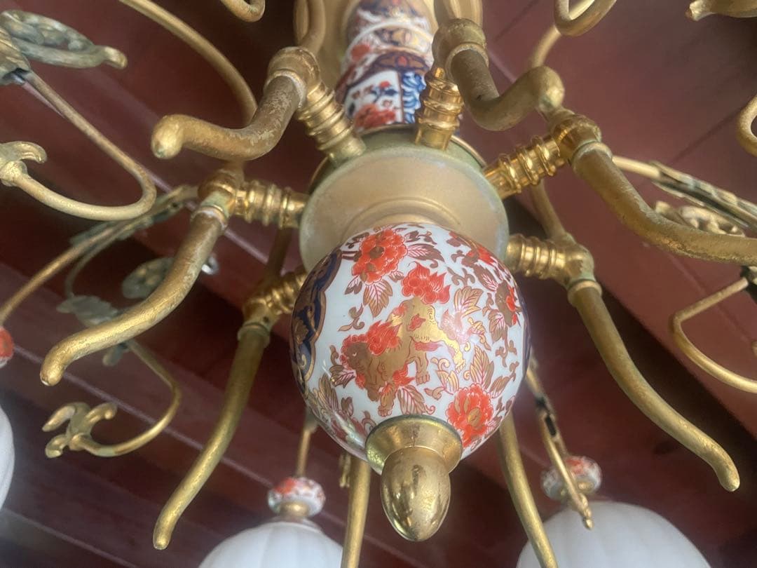 クラシックシャンデリア 8灯 ゴールド　シャンデリア　ライト アンティーク