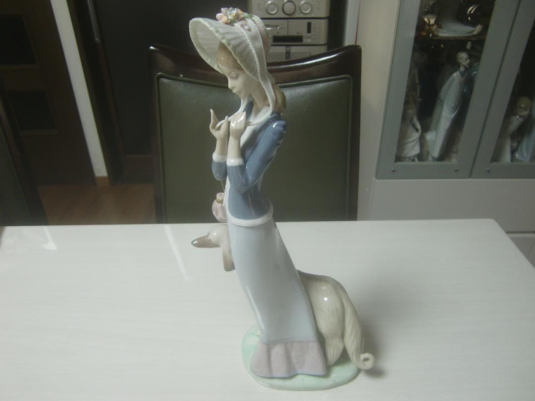LLADRO　リヤドロ　【犬とお散歩】２　レース美品　値下　リアドロ　Ｌ263