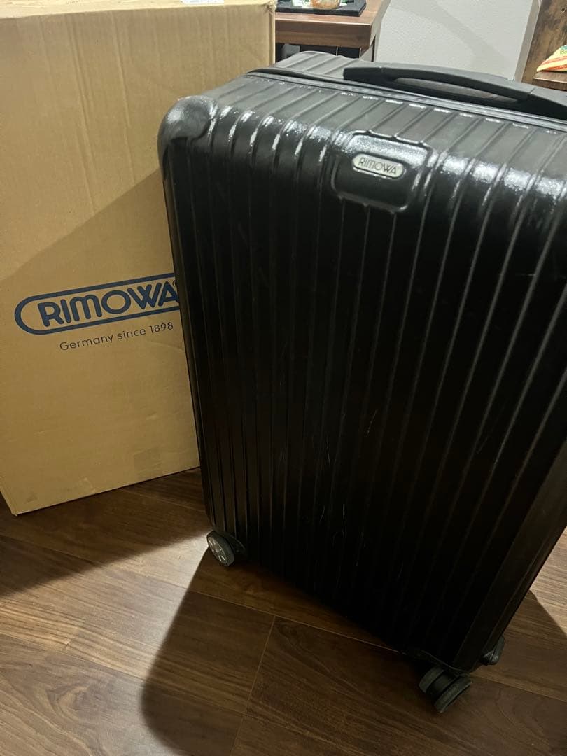 RIMOWAサルサ　ブラック 4輪　82Ｌ　箱付き