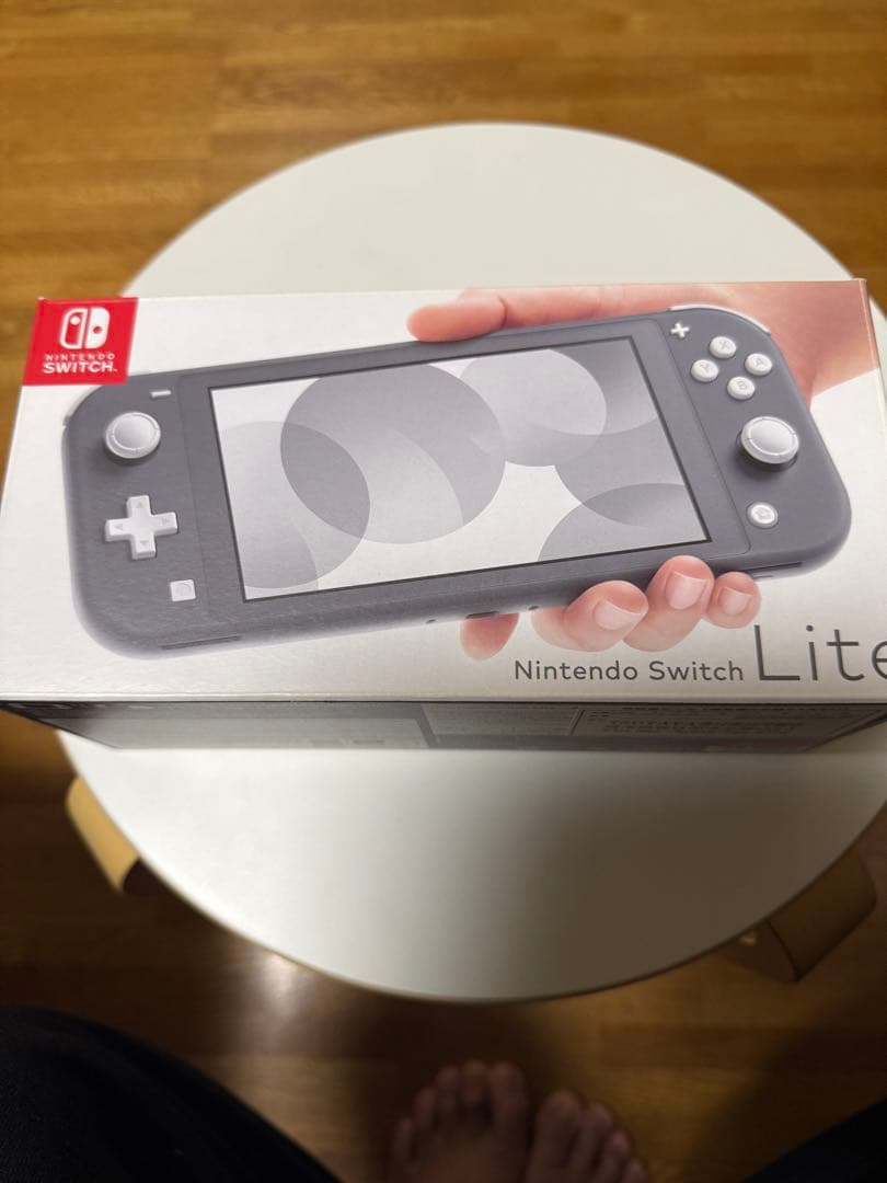 な*ち様 ニンテンドーSwitch ライト