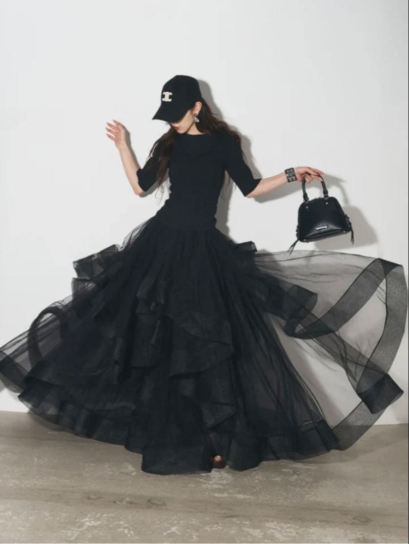 ANDREA&Co ボリュームフリルチュールスカート