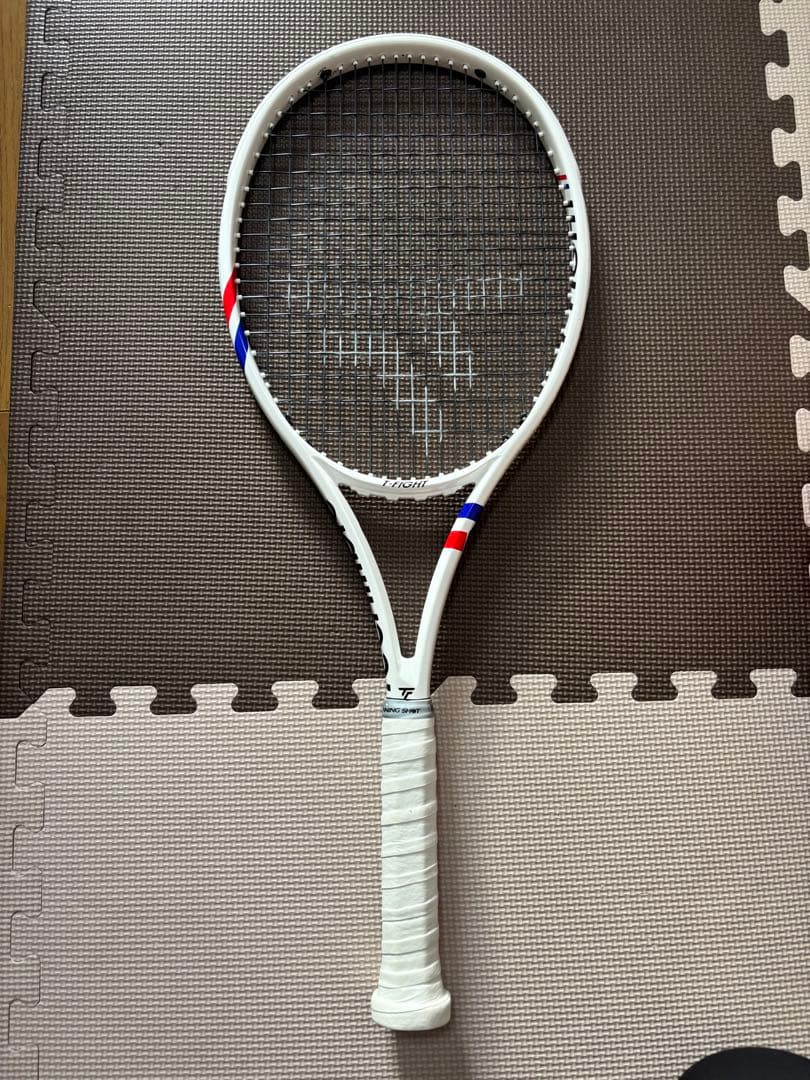 テクニファイバー　T-FIGHT 305g 98in²