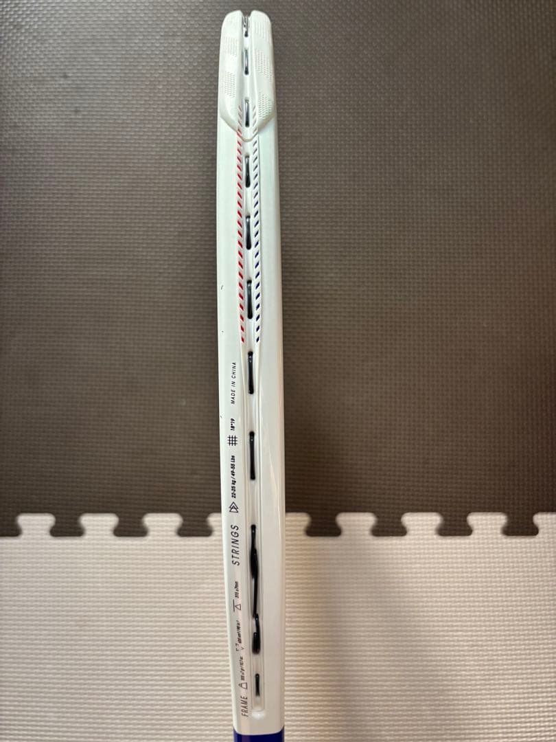 テクニファイバー　T-FIGHT 305g 98in²