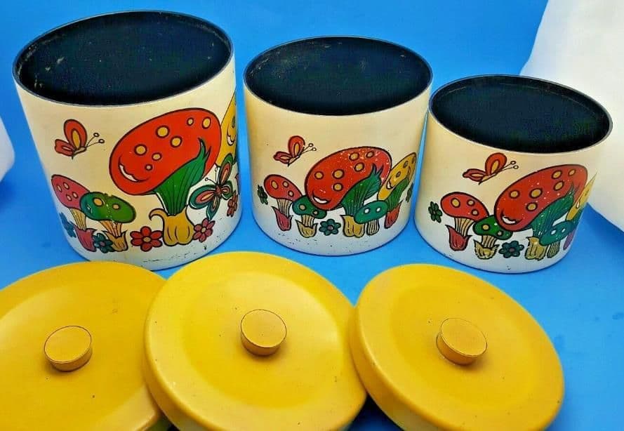 1960年代 米国ビンテージ ロイヤルテリーきのこ柄キャニスター３こセット