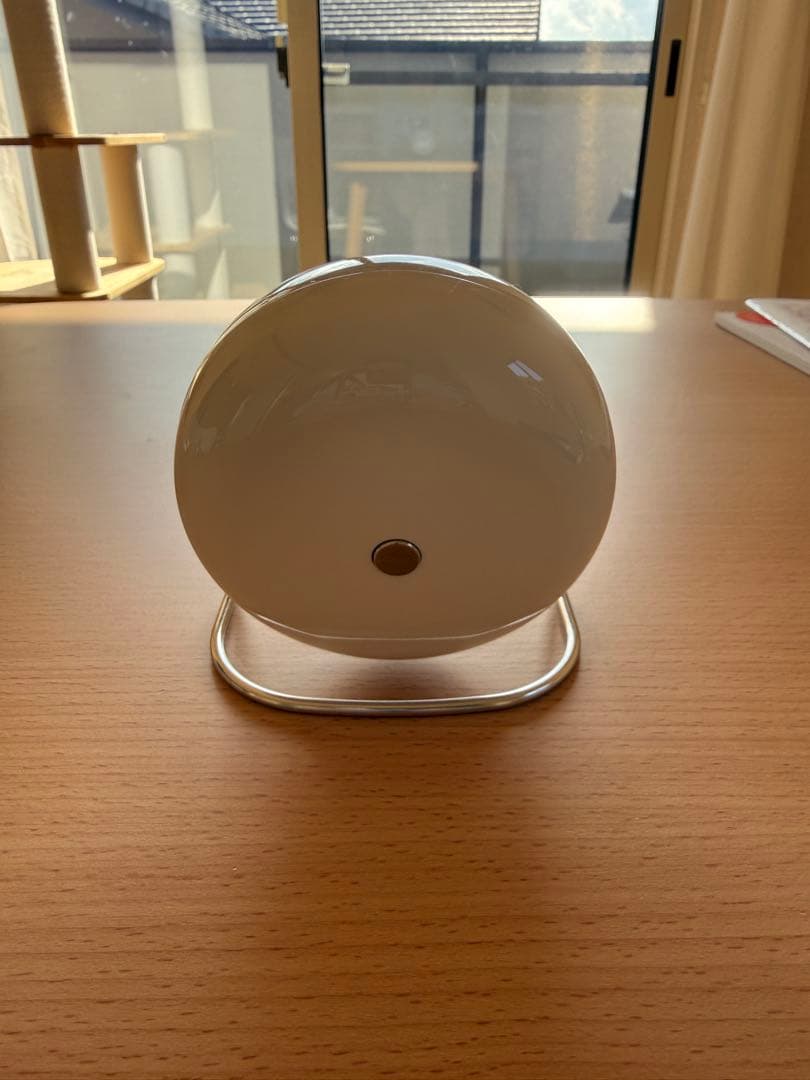 アルネ ヤコブセン ホワイト 丸型 置時計