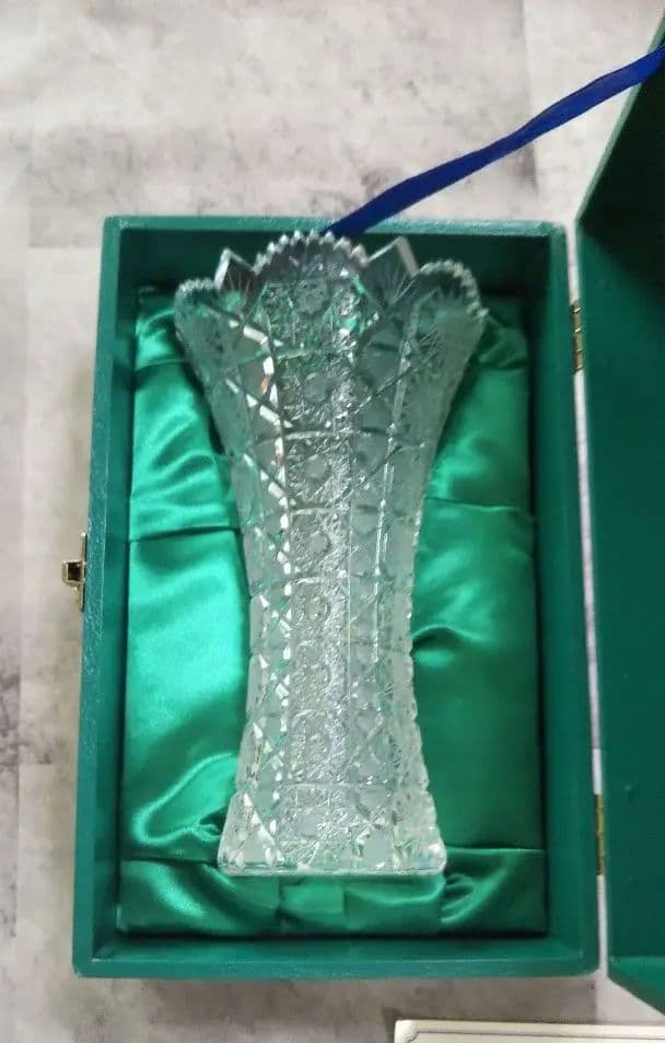 ボヘミアガラス花瓶マイアフラワーベース MA-803