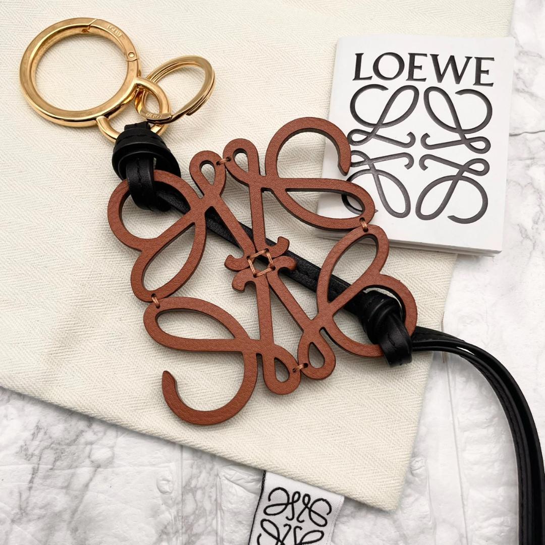 未使用級✨ ロエベ LOEWE アナグラム キーリング バッグ チャーム