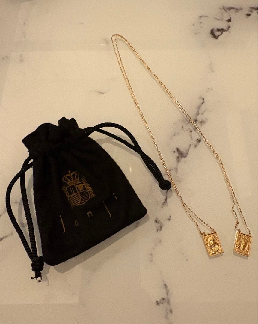 janji marihesusネックレスk18