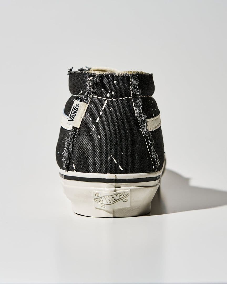 invincibleコラボ【新品/25cm】VANS SK8-MID バンズ 黒