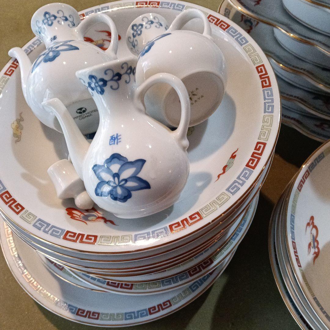 中華　飲茶　ドラゴン　龍　竜　食器　炒飯　チャーハン