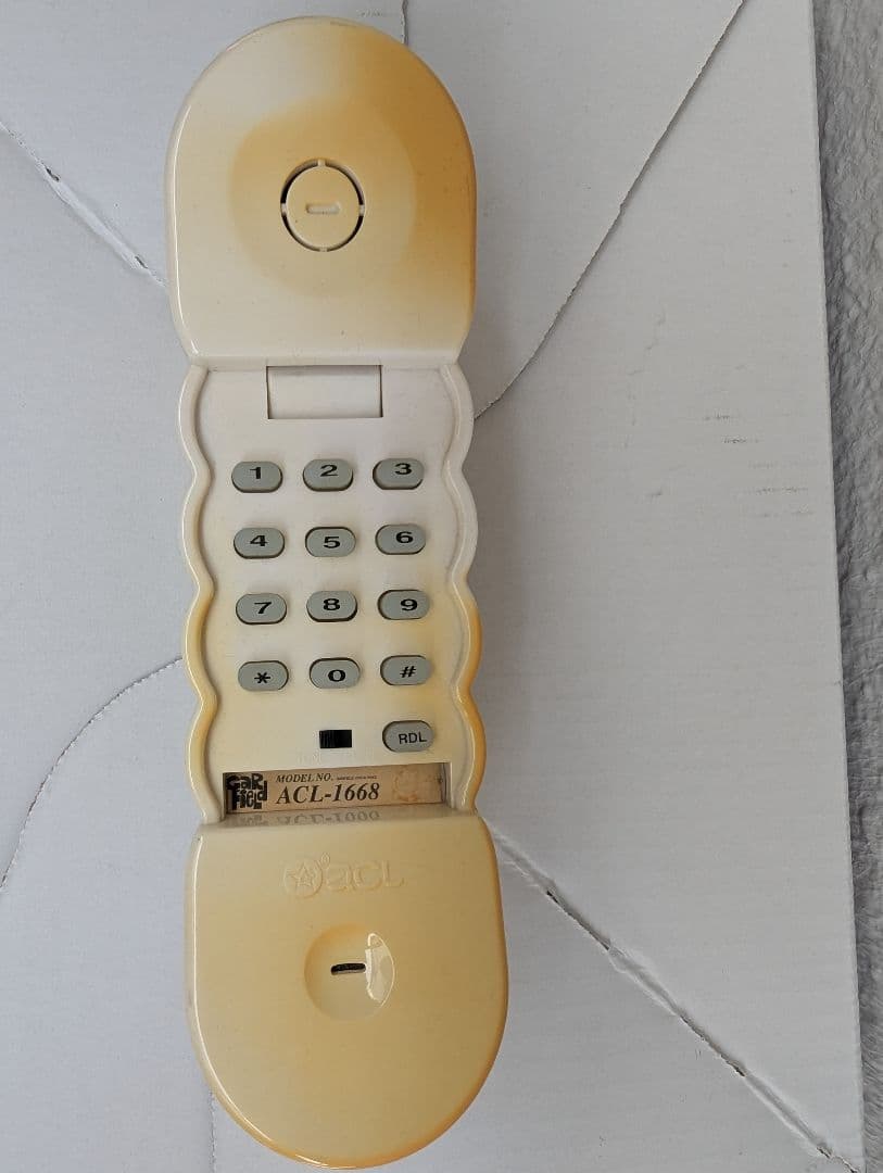 レア【ガーフィーの元はビンテージな電話機を置物として…(1992/中古)】