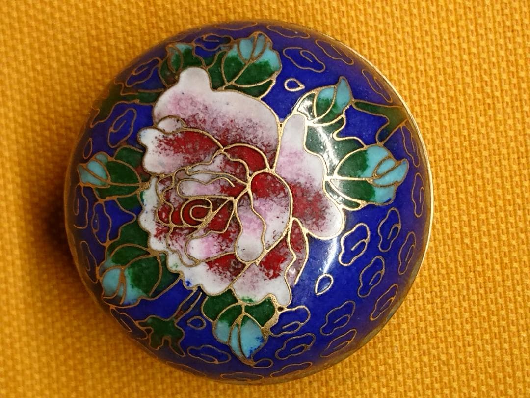 七宝焼　香合　花文　唐物　古玩　置物　インテリア　工芸品　美術品　A2972