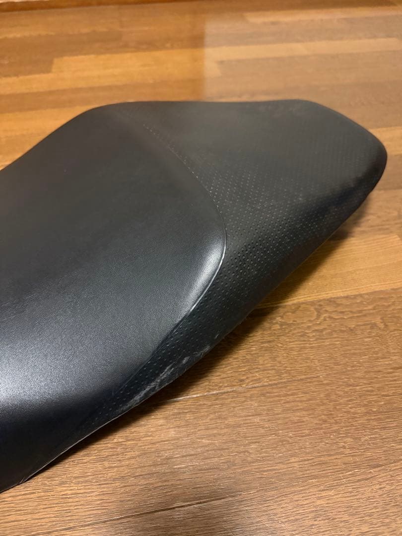 ホーネット250 純正シート・テールレンズ
