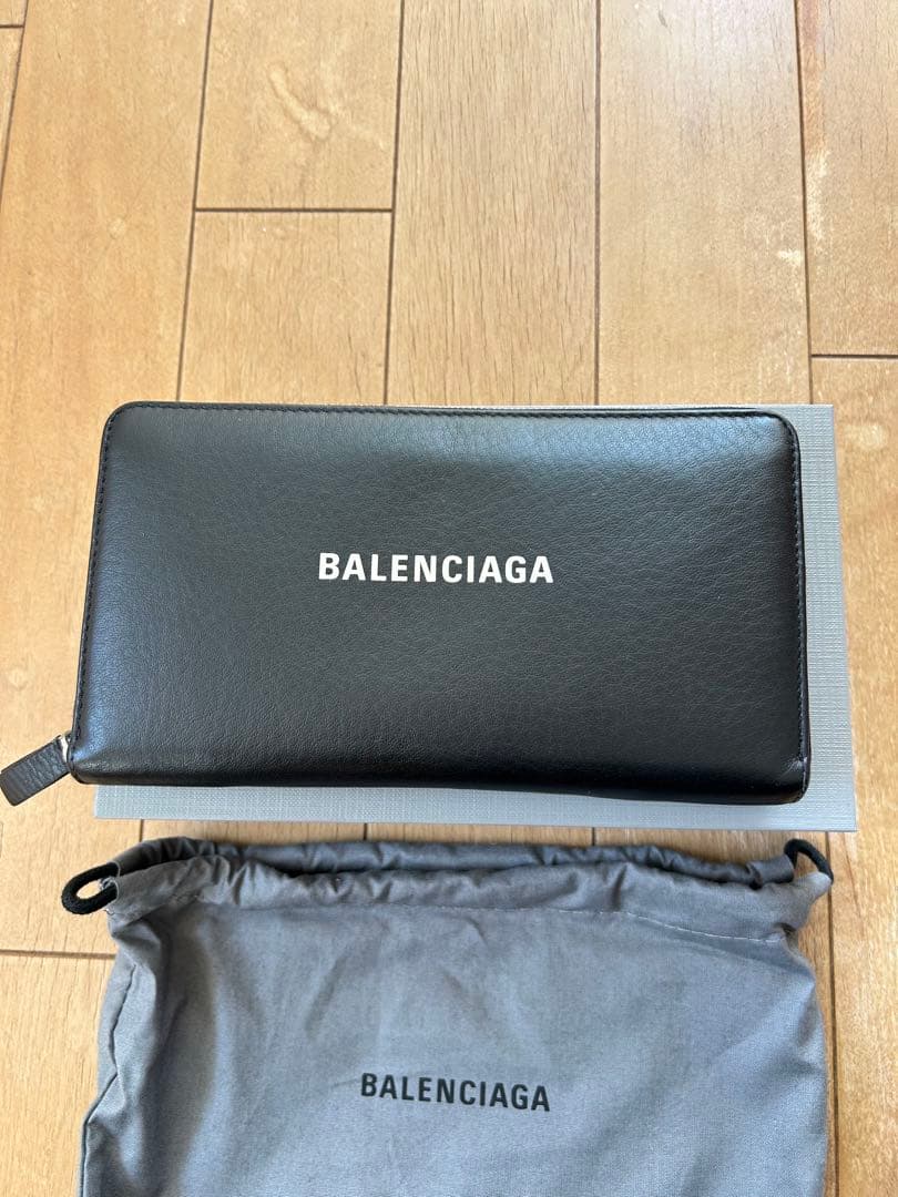 BALENCIAGA ブラック 長財布 収納袋付き