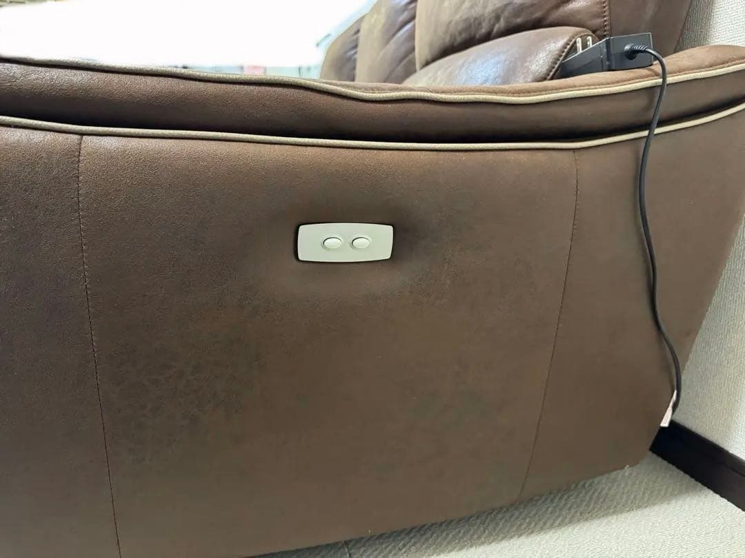 (8/1まで掲載)RELAX FORMブラウン 3人掛けソファ電動リクライニング