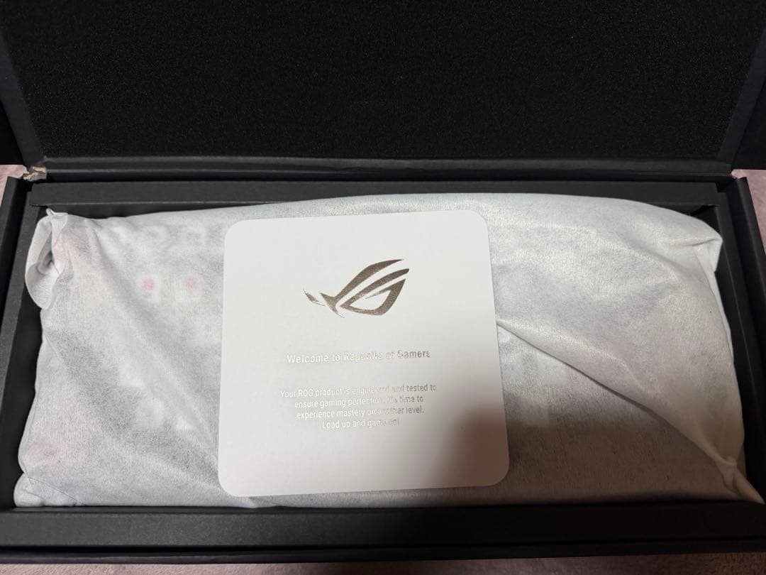 ROG AZOTH X RGBメカニカルゲーミングキーボード通電のみ