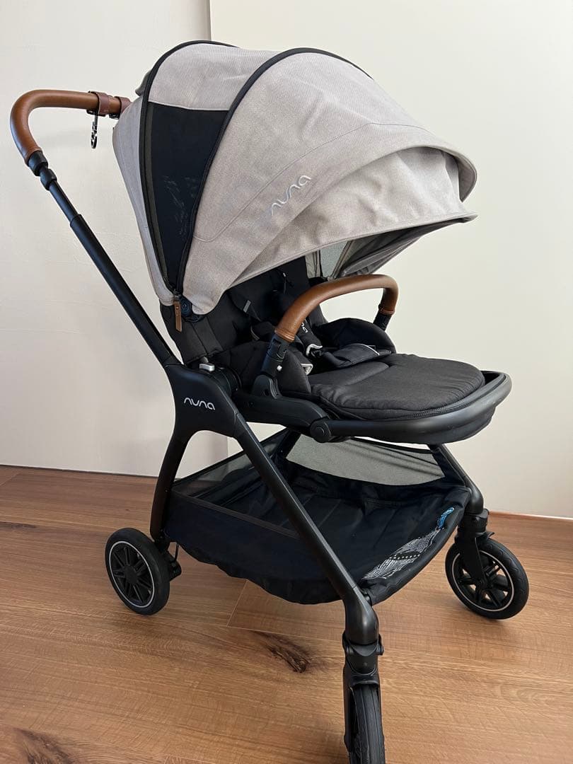 nuna ベビーカー triv