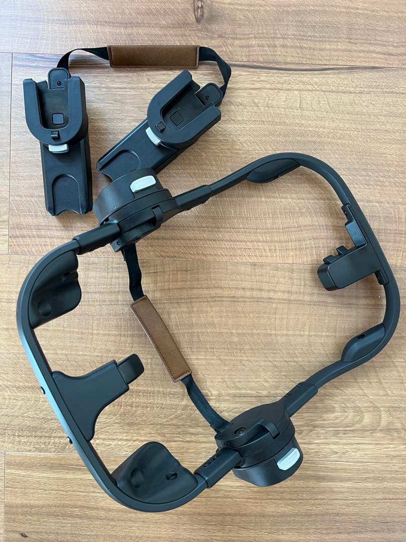 nuna ベビーカー triv