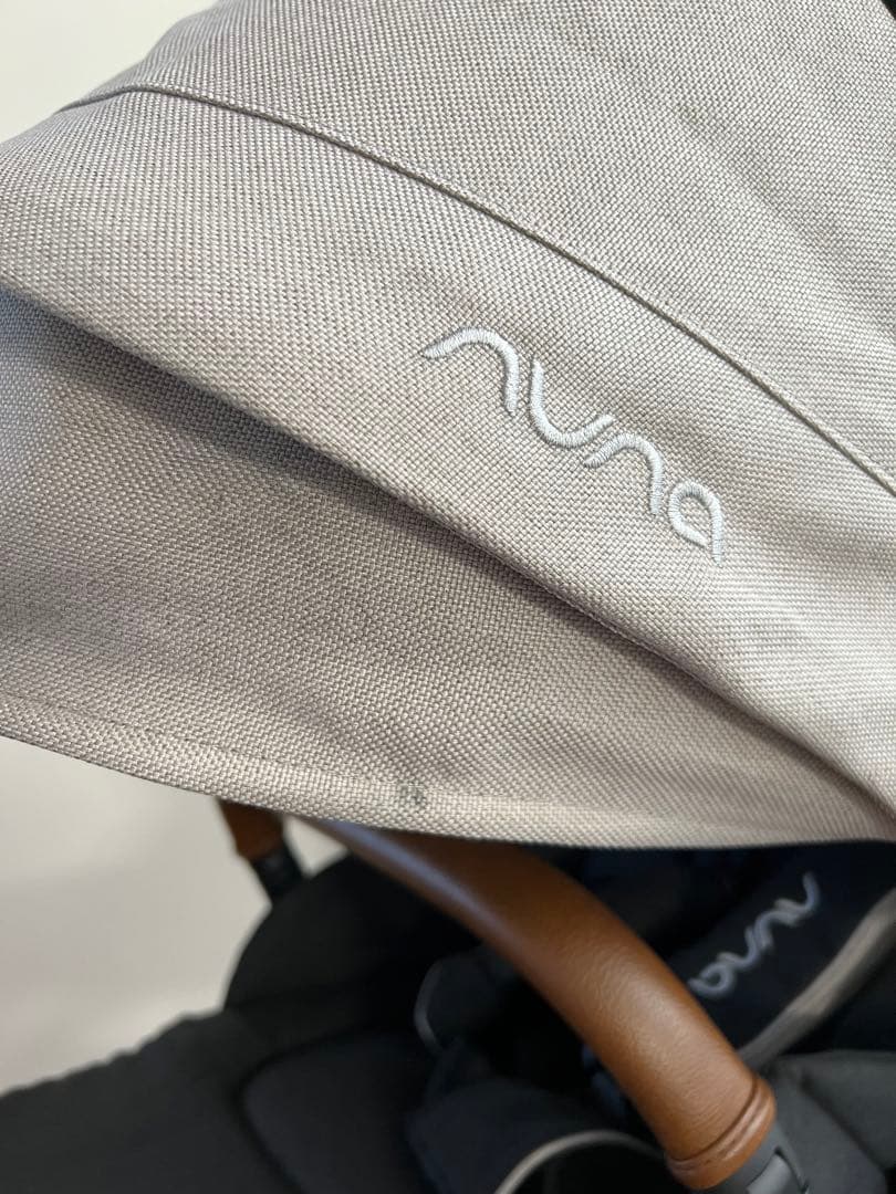 nuna ベビーカー triv