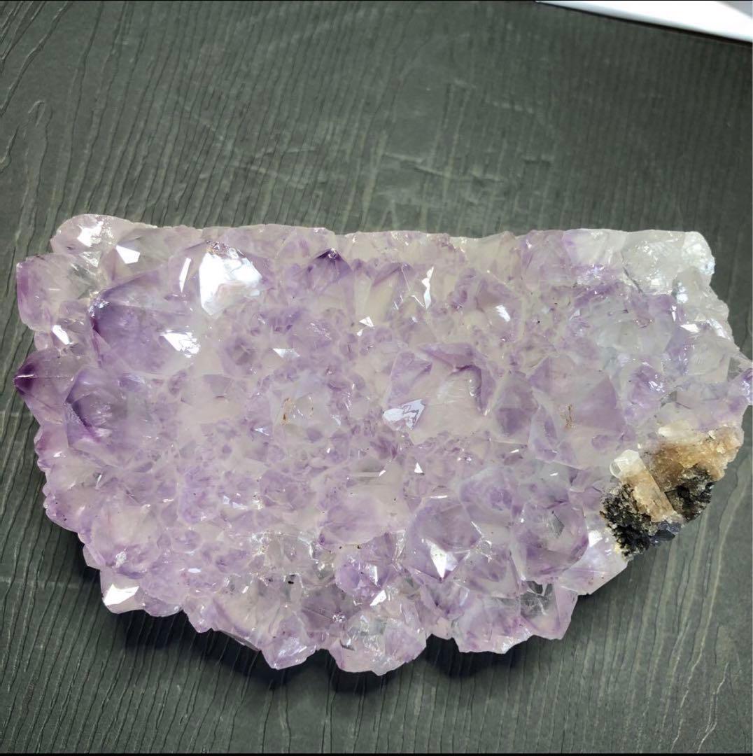 ✳❤️綺麗　レア　523g みずみずしいラベンダーアメジスト　クラスター