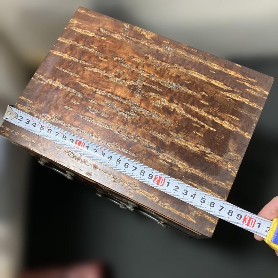 (2-46)秋田各館　伝統工芸KUSANAGI桜皮細工　鎌倉彫小物入れ