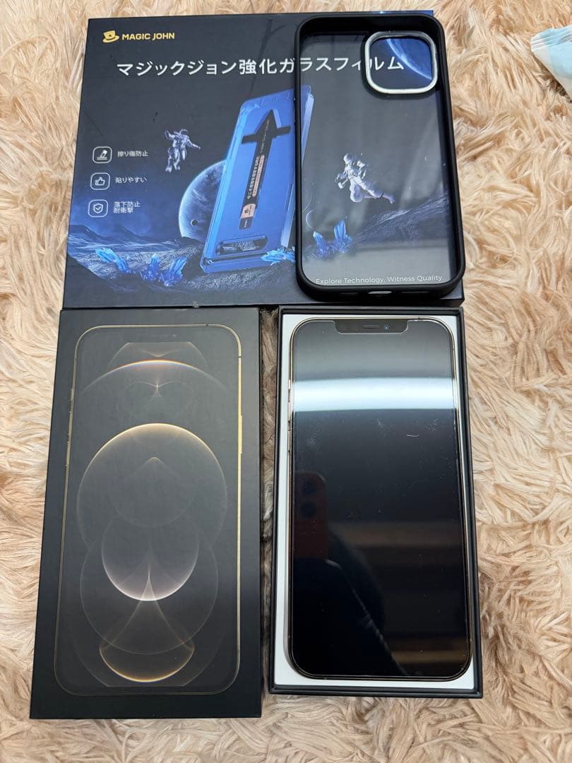 iPhone12 Pro MAXゴールド　美品