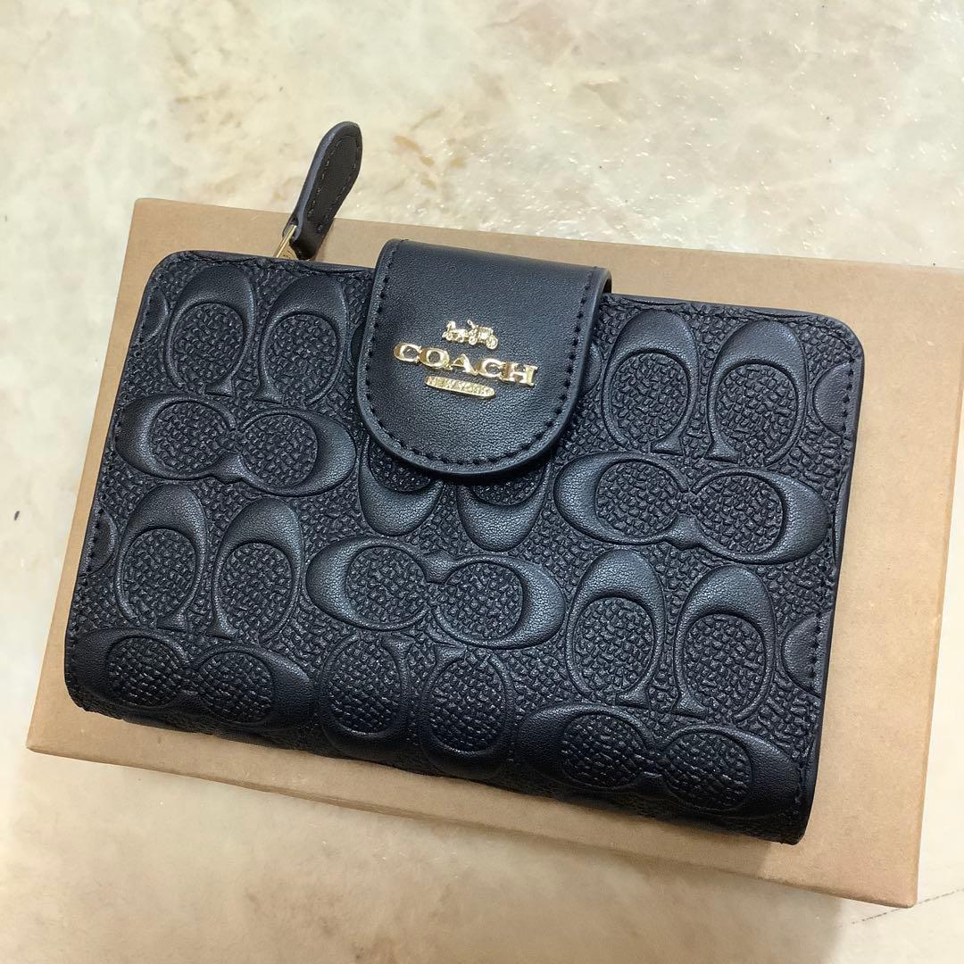 【未使用品】COACH 黒 レザー 二つ折り財布