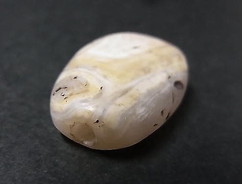 ★K0401★ 古代石 (214) 出土　リアルなスレマニ　 縞瑪瑙 ビーズ