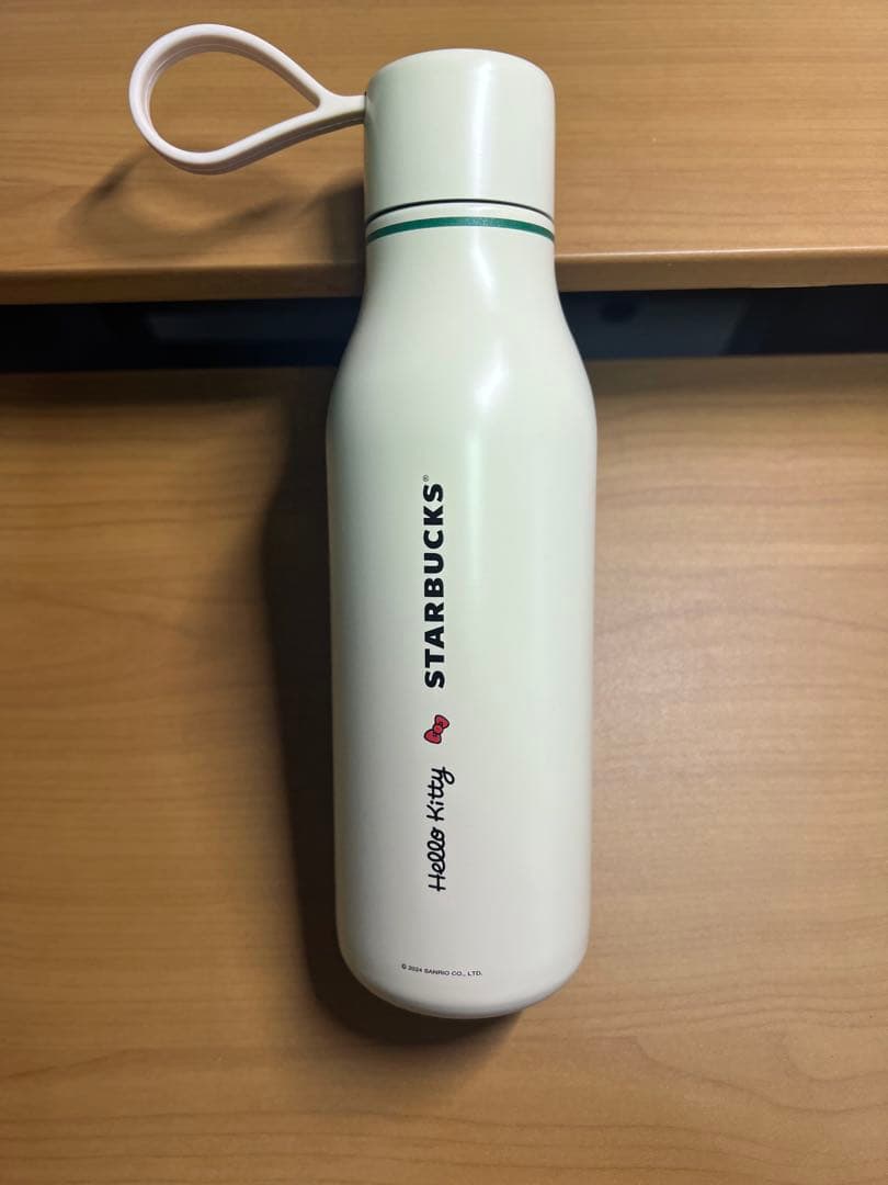 Hello Kitty STARBUCKS 590ml ハローキティ　タンブラー