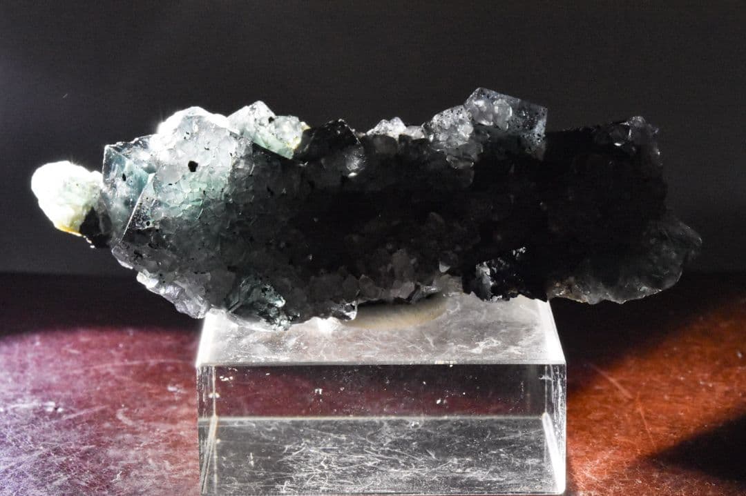 ナイジェリアAkwana産 フローライト02 クラスター