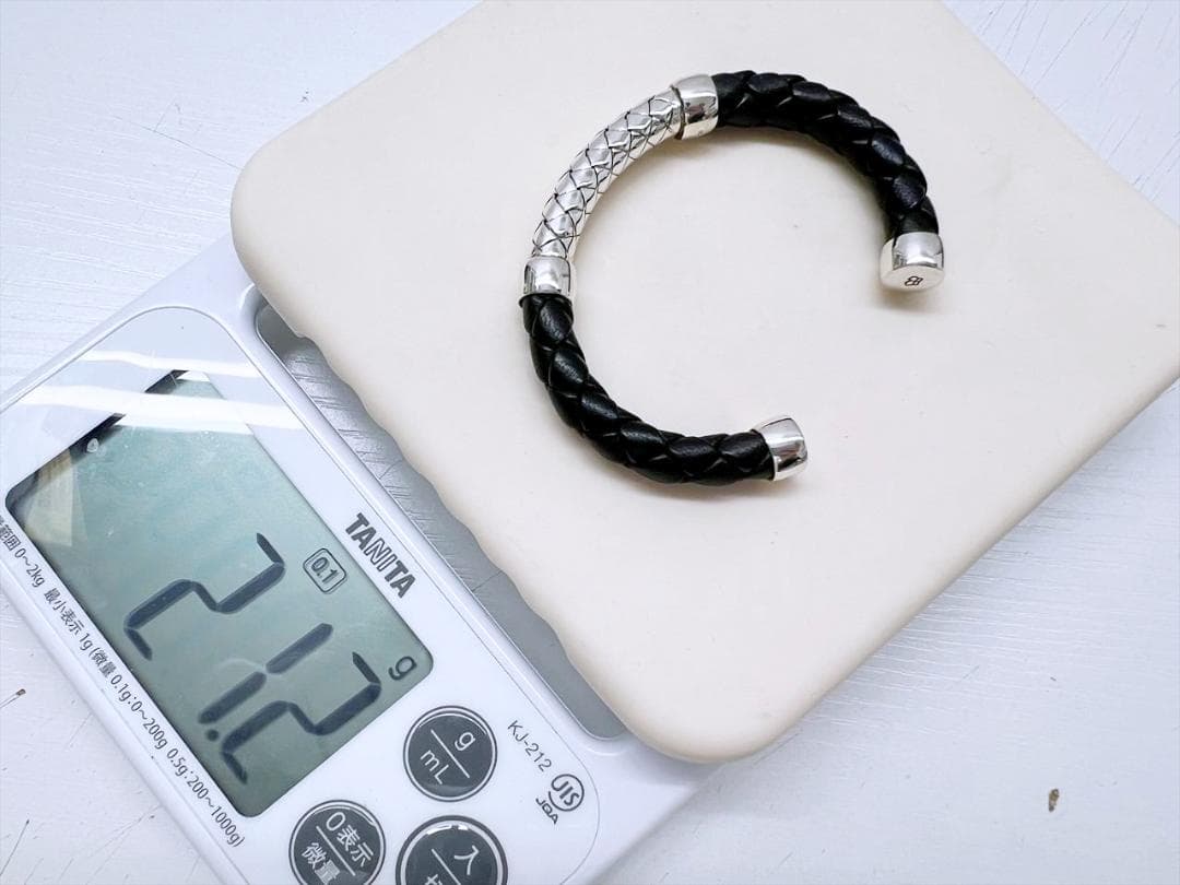 未使用保管　ボッテガヴェネタ　イントレチャート　SV925　レザー　バングル