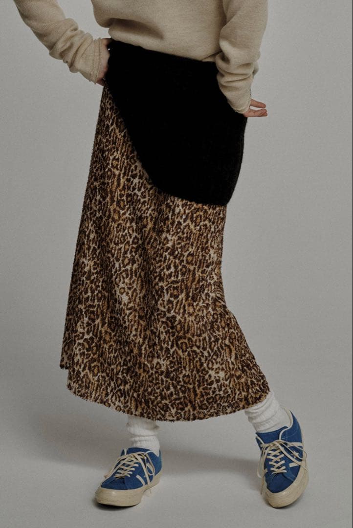 【新品】 Uhr ウーア ニット エプロン